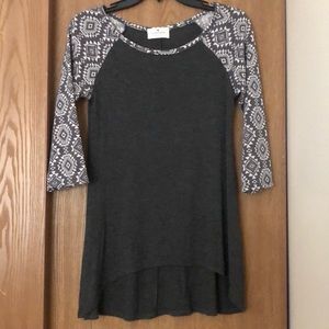 Tribal print Baseball Tee